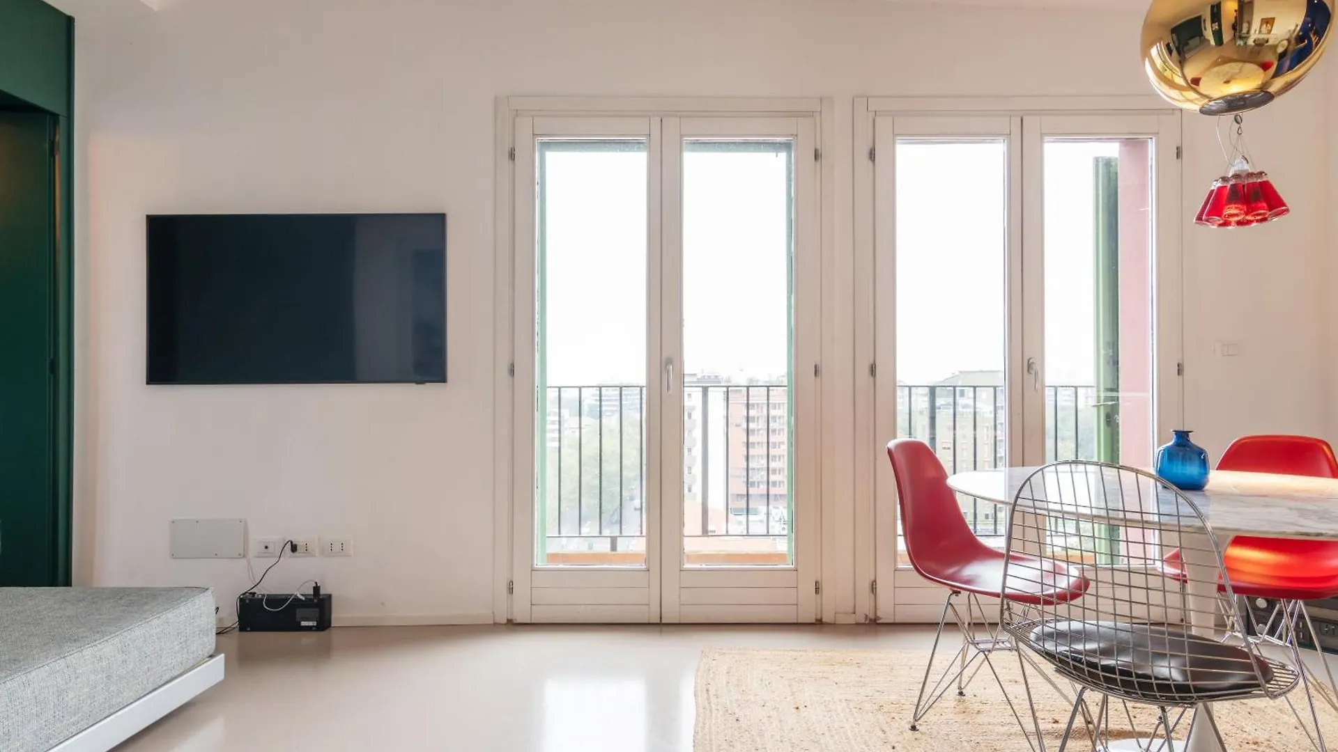 Bilocale Design Con Terrazza - De Angeli Apartment Milan Italy