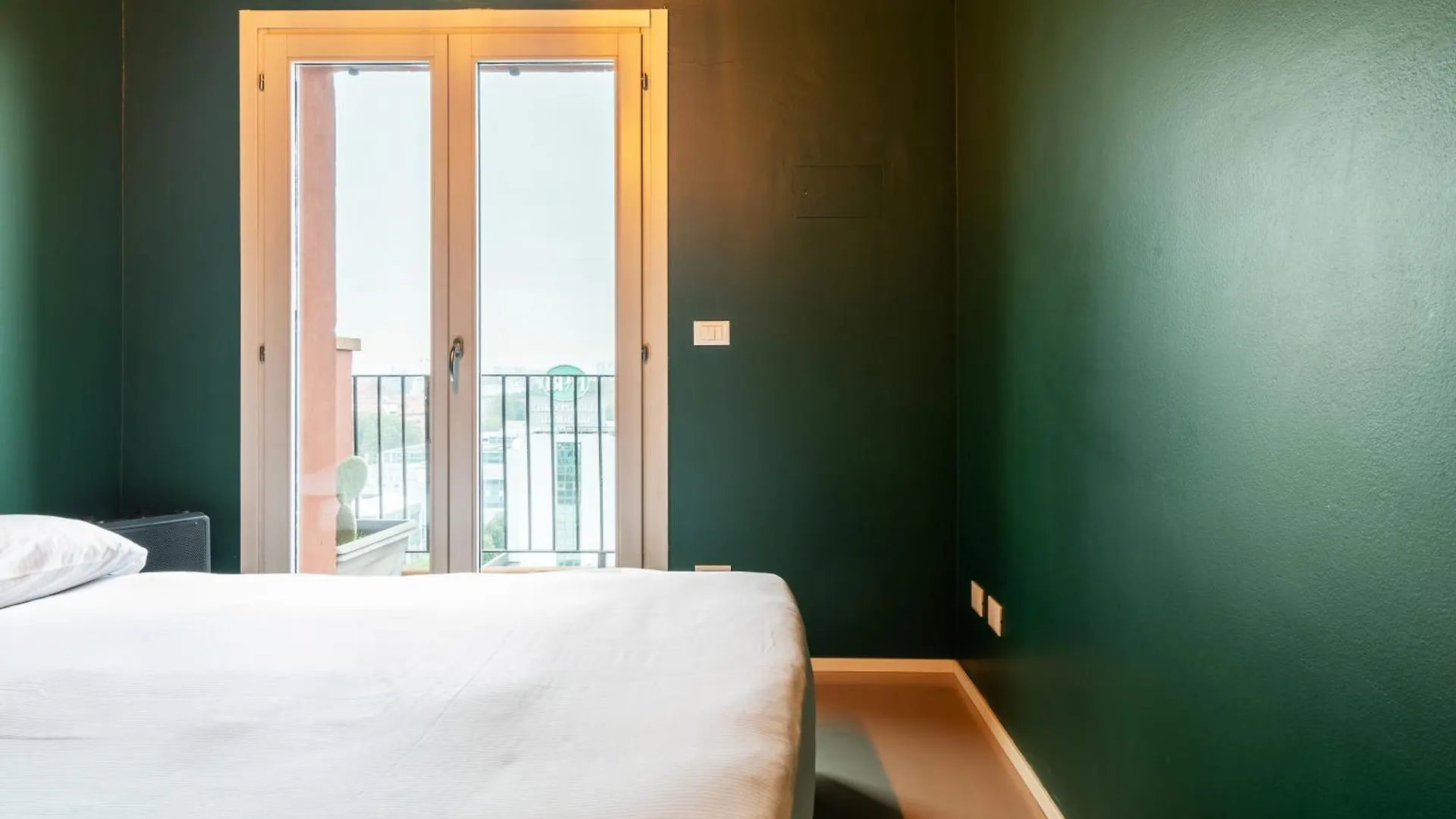 Bilocale Design Con Terrazza - De Angeli Apartment Milan Italy