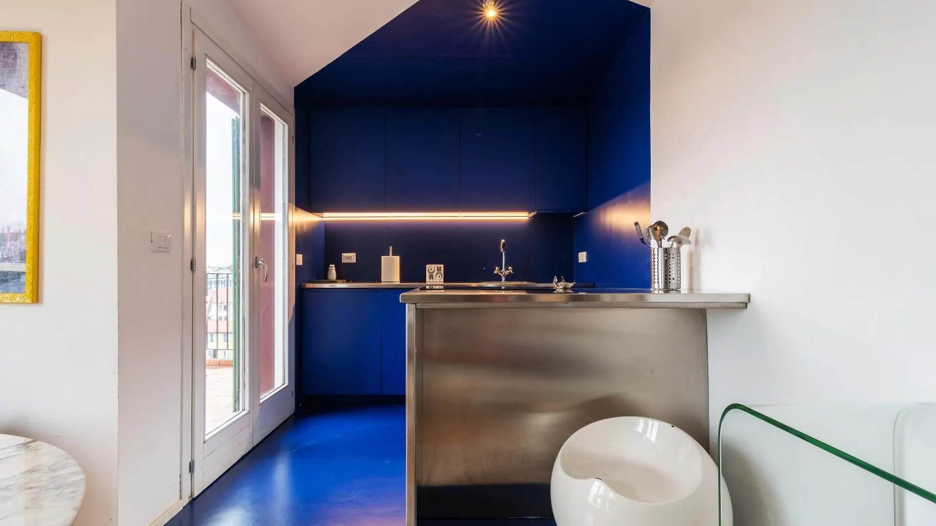 Appartamento Bilocale Design Con Terrazza - De Angeli Milano